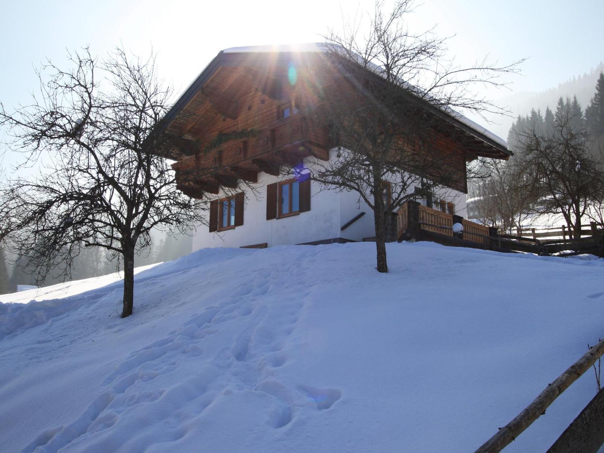 Charming Holiday Home In H Ttau With Barbecue Hüttau Eksteriør bilde